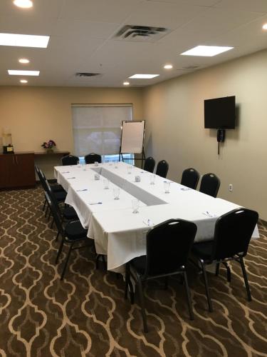 comfort inn and suites