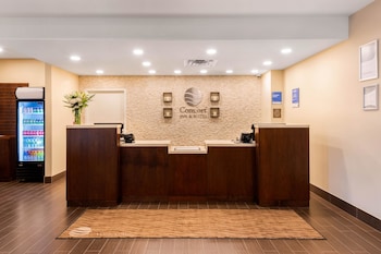 comfort inn and suites