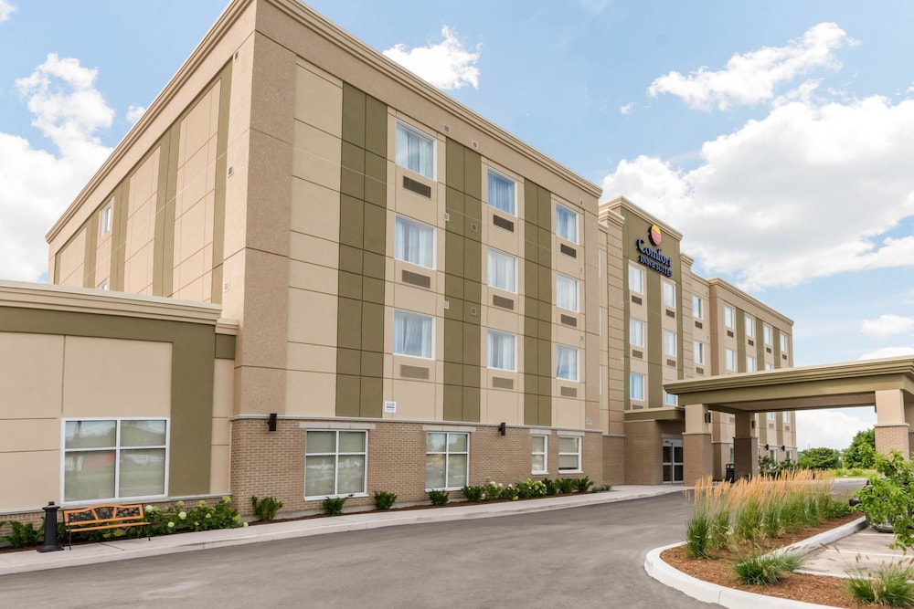comfort inn and suites
