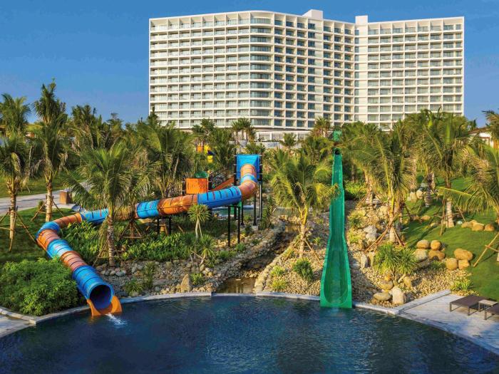 movenpick resort cam ranh