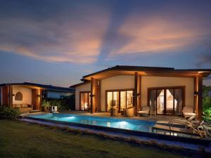 movenpick resort cam ranh