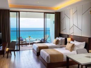 movenpick resort cam ranh