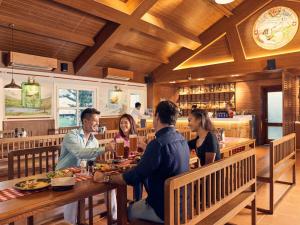 movenpick resort cam ranh