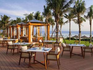 movenpick resort cam ranh
