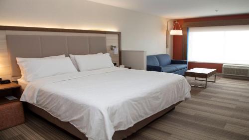 holiday inn express and suites marion an ihg hotel