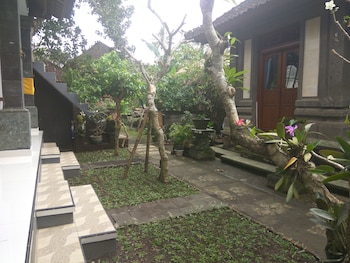 the hidden bali inn