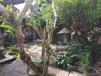 the hidden bali inn