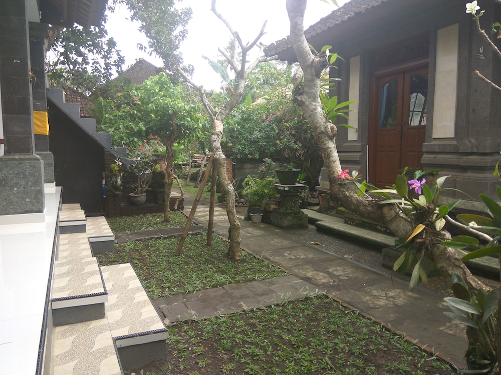the hidden bali inn