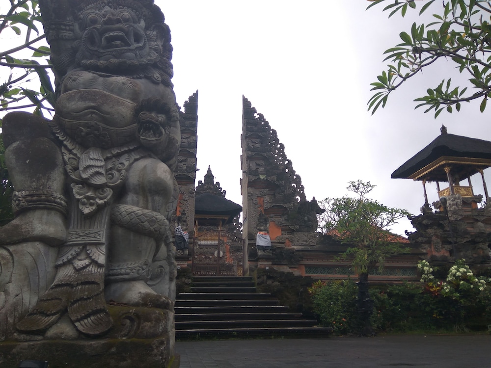 the hidden bali inn