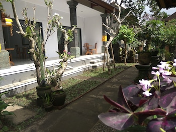 the hidden bali inn