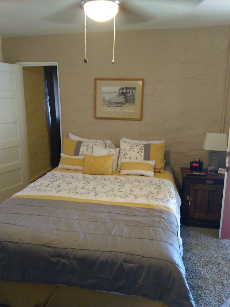 sheps miners inn