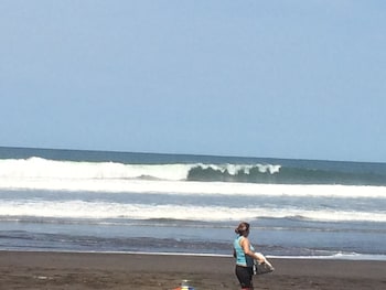 Sabas Beach Resort,La Libertad>>El Sunzal,3 star