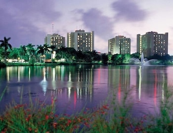 doubletree by hilton miami doral fl