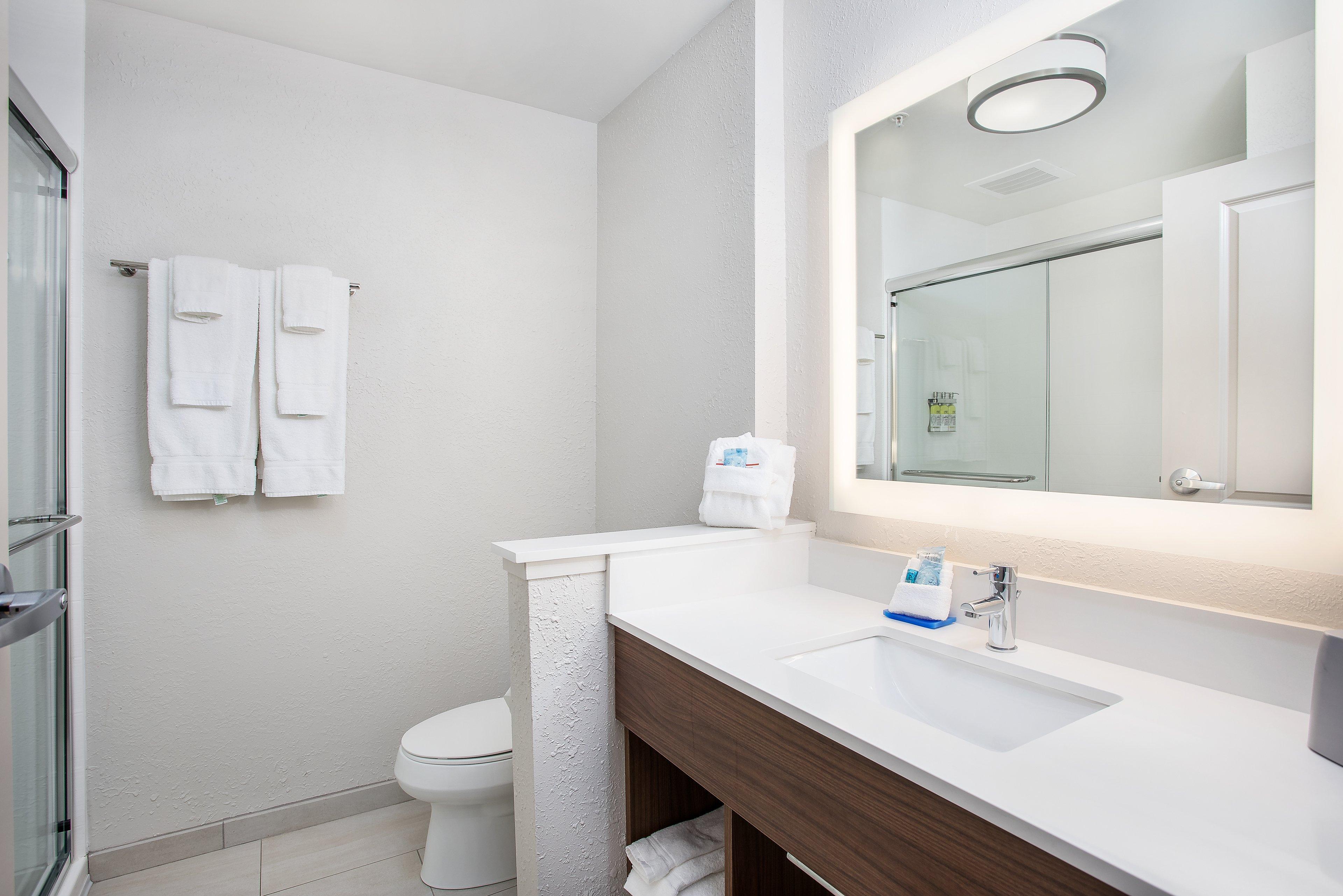 holiday inn express versailles