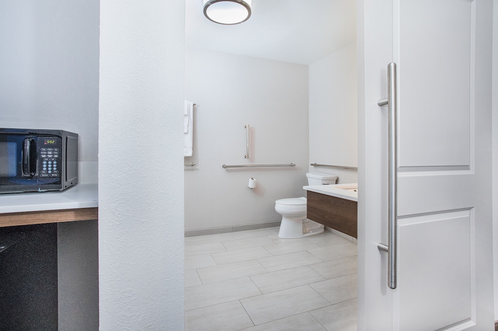 holiday inn express versailles
