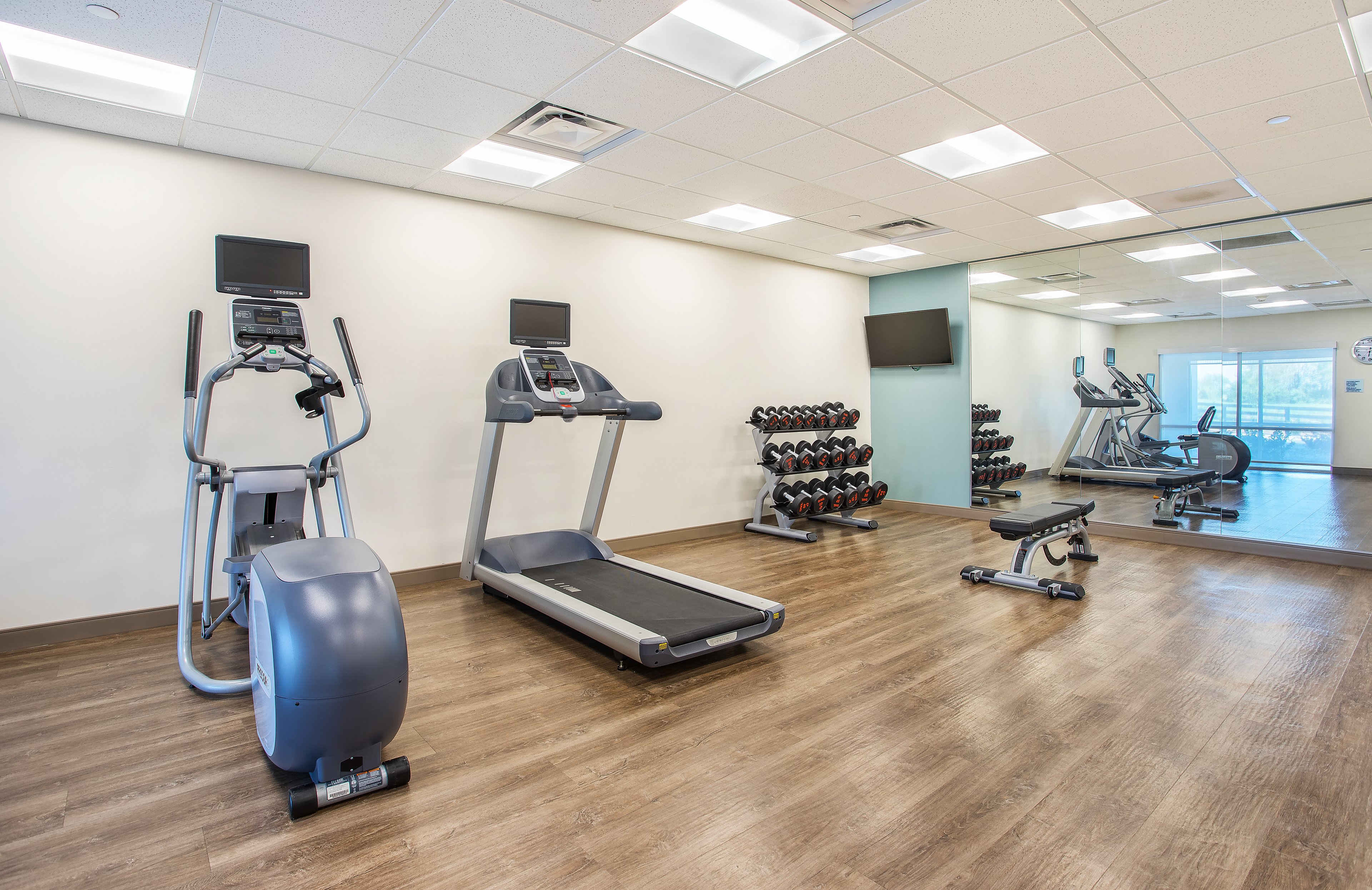 holiday inn express versailles