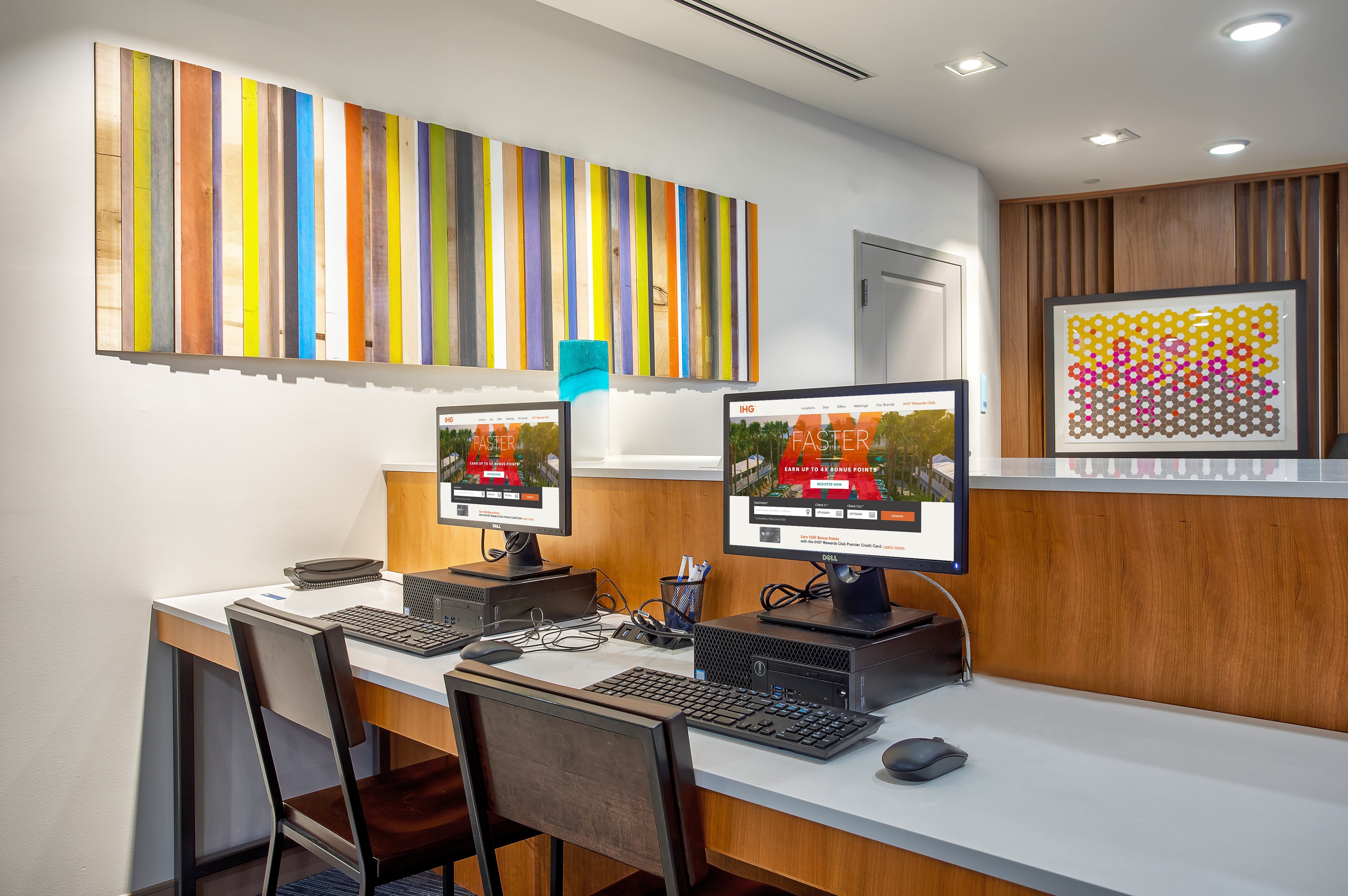 holiday inn express versailles