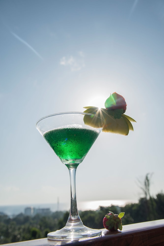 tom hill boutique resort and spa