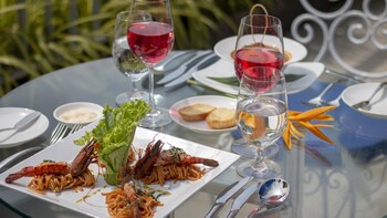 tom hill boutique resort and spa