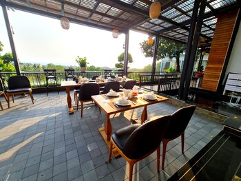 tom hill boutique resort and spa