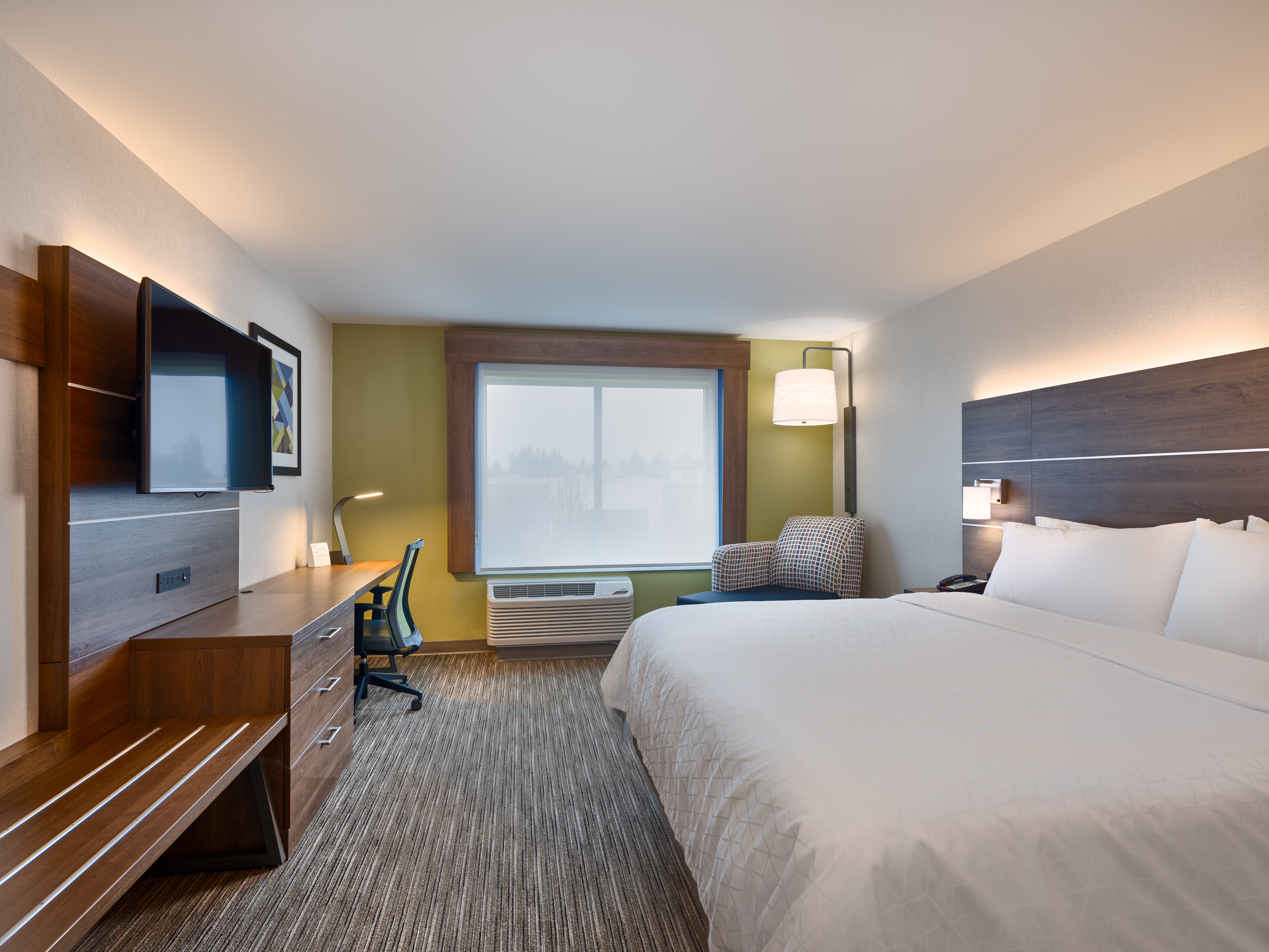 hol inn exp and suites salem north keizer