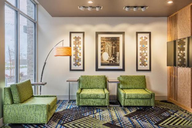 hol inn exp and suites salem north keizer