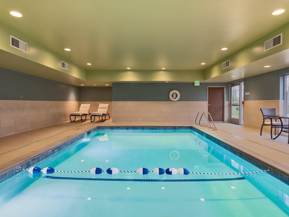 hol inn exp and suites salem north keizer
