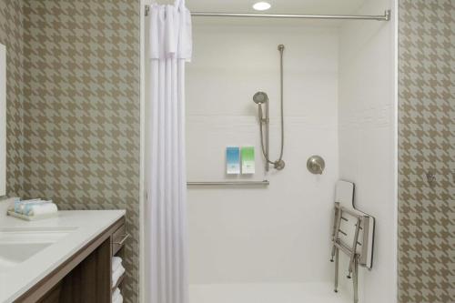 home2 suites by hilton fort collins