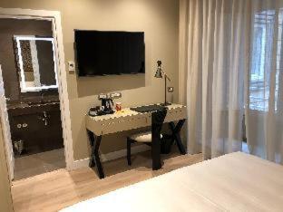 caruso place boutique and wellness suites