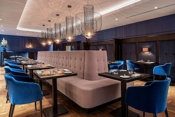 hotel luc autograph collection