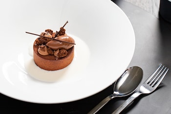 hotel luc autograph collection