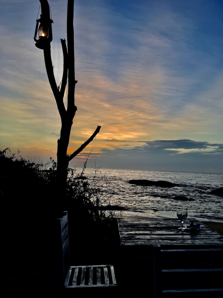 yala waves beach resort