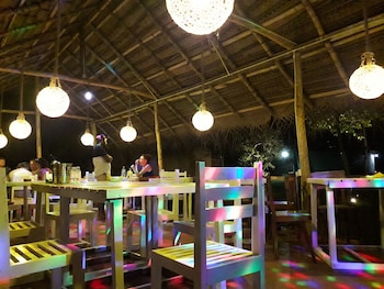 yala waves beach resort