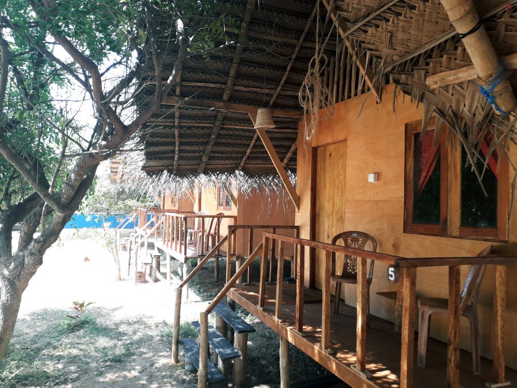 yala waves beach resort