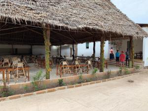 new jambo bungalows hostel