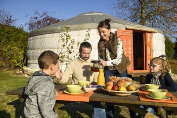 yourte oulan bator le village des templiers