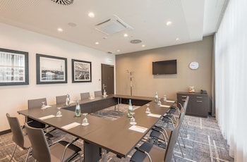 hilton garden inn munich city centre west germany