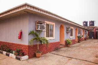 Duckland Hotel And Suites Ltd,In Ikorodu,3 star