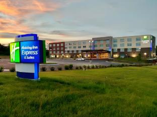 holiday inn express and suites raleigh airport brier creek
