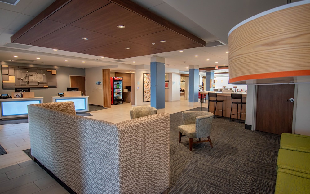 holiday inn express and suites tonawanda buffalo