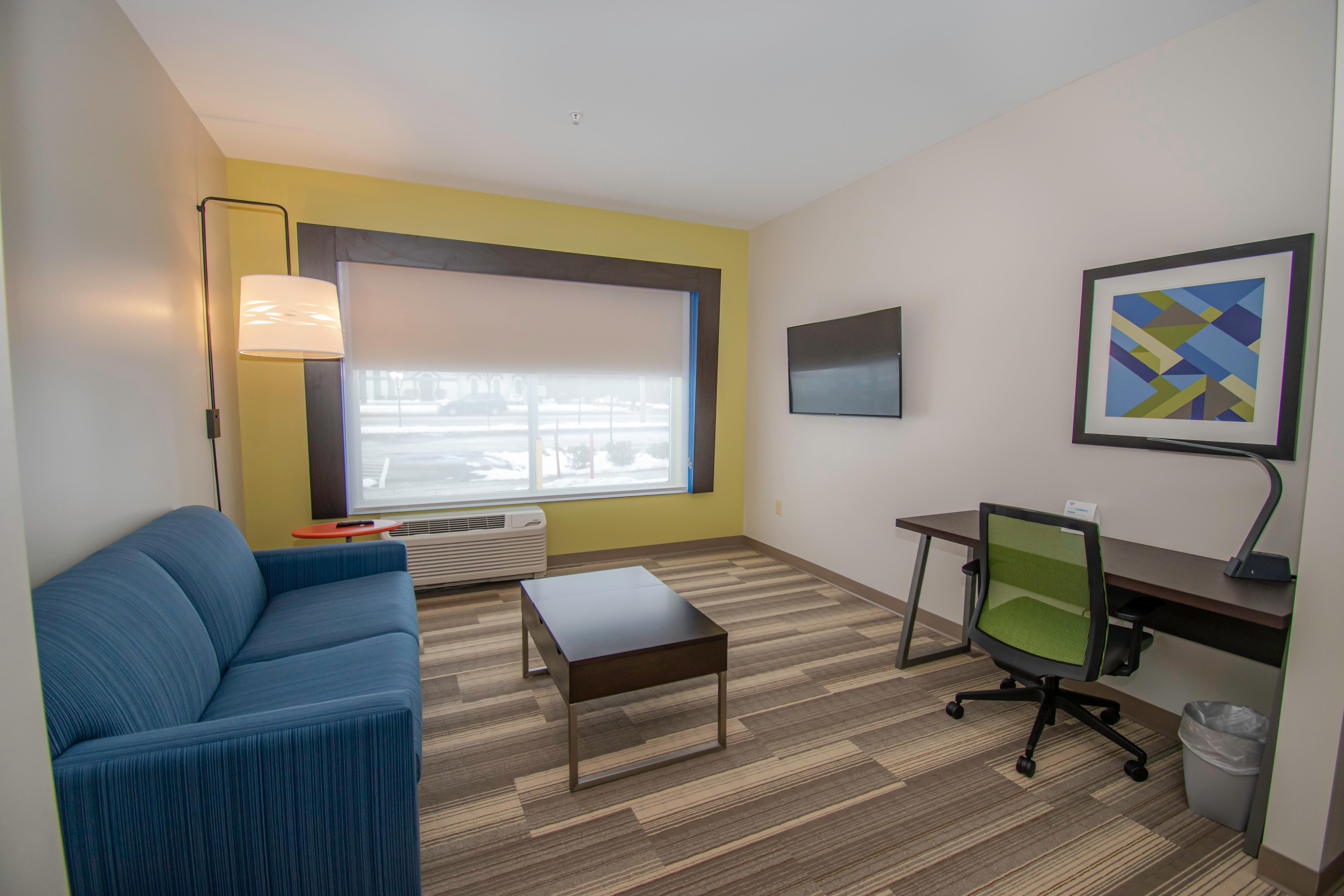 holiday inn express and suites tonawanda buffalo