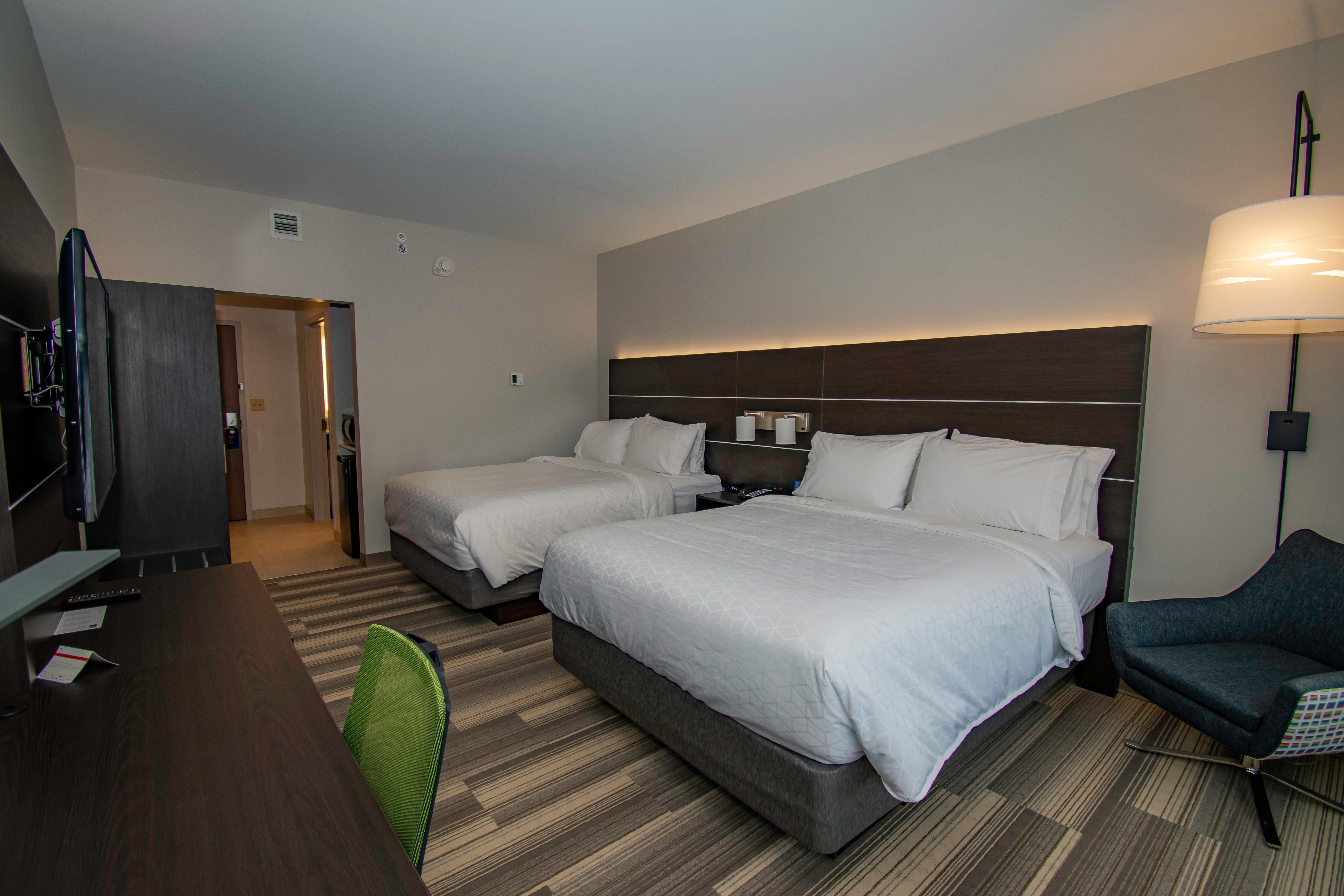 holiday inn express and suites tonawanda buffalo