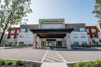 Holiday Inn Express & Suites Tonawanda - Buffalo,Buffalo>>Amherst,2.5 star