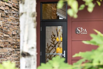 Cedarbrook Lodge,Des Moines>>Burien,4 star