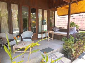 gili air bungalows