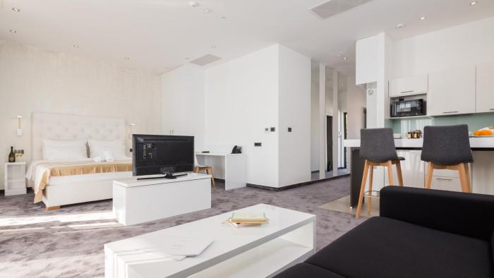 marina baotic apartments