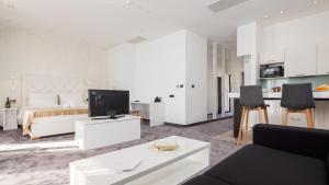 marina baotic apartments