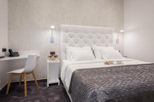 marina baotic apartments