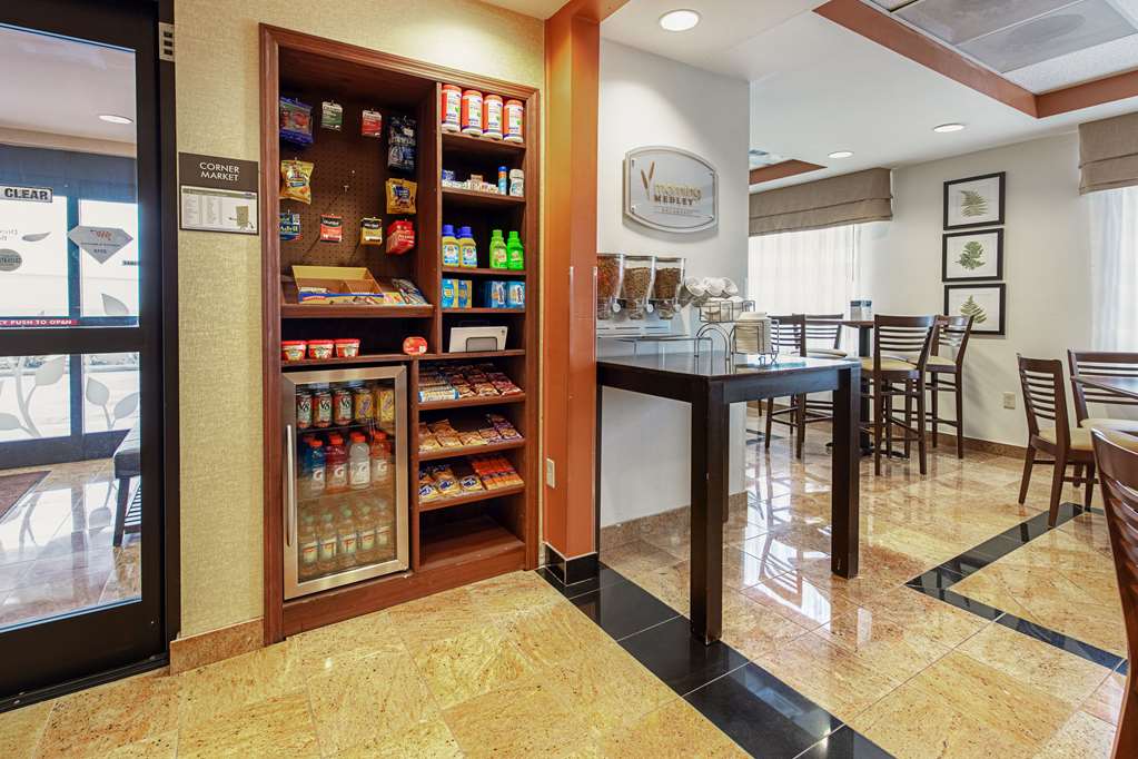 sleep inn and suites dyersburg i 155