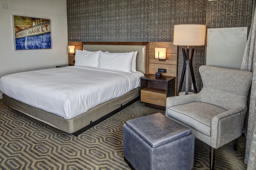 hilton franklin cool springs